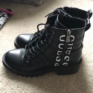 Guess boots size 6 black